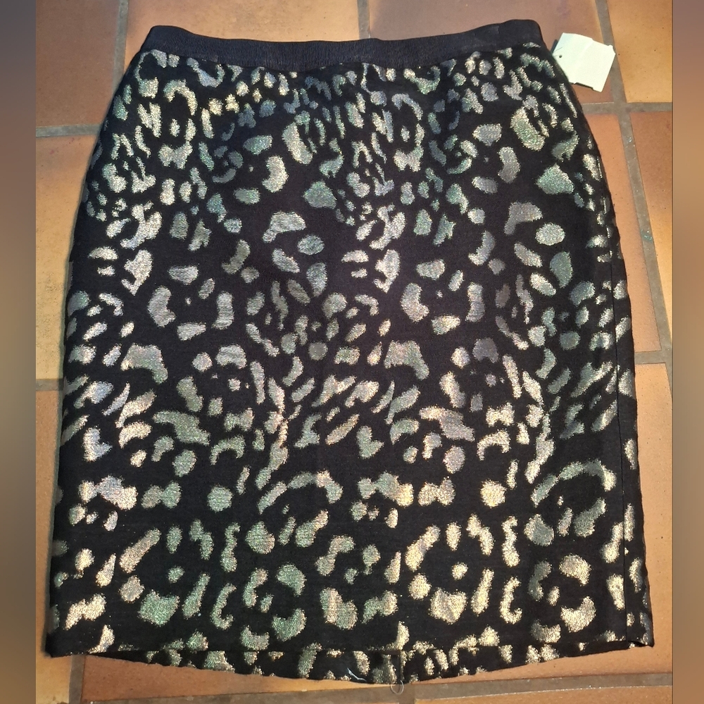 Ann Taylor Black And Metallic Gold Skirt